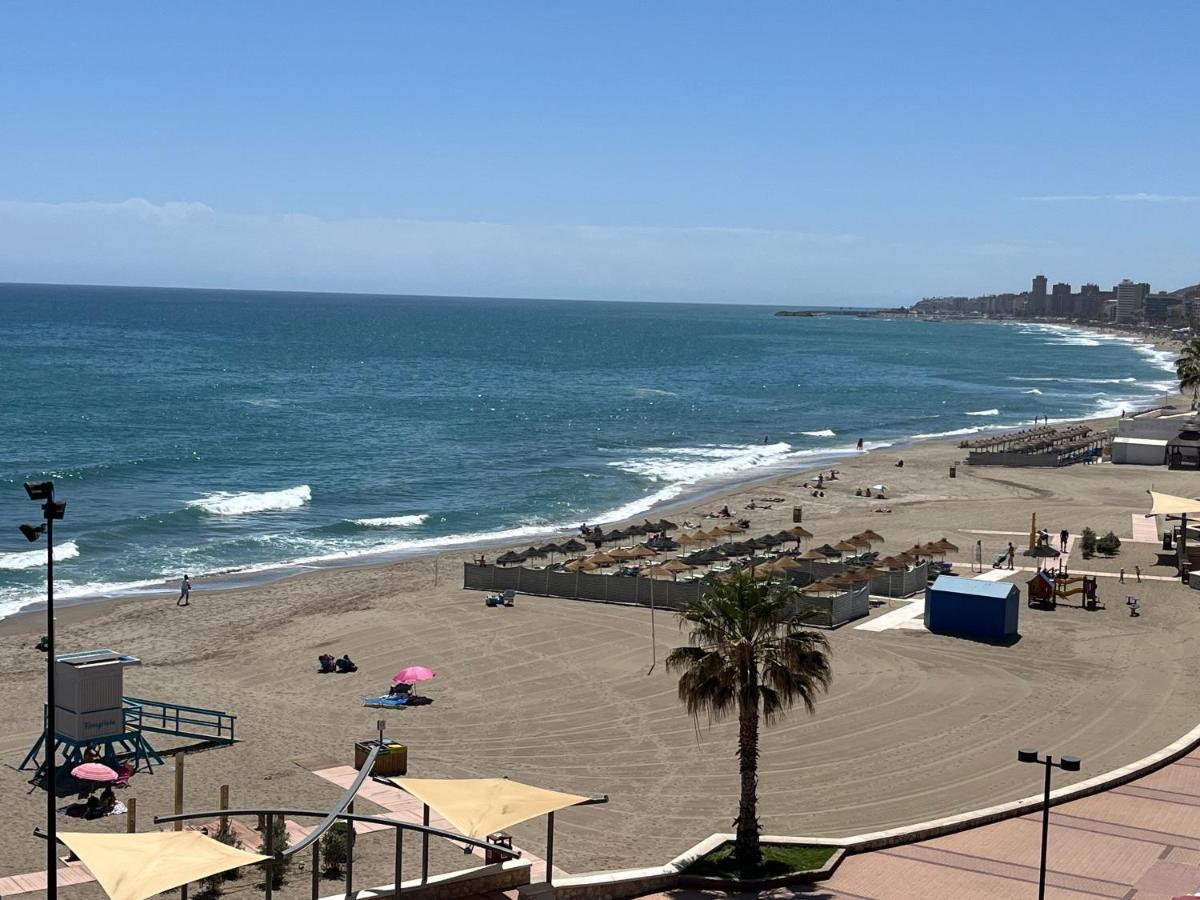 Apartamento En Primera Linea/Beachfront Apartment Fuengirola Bagian luar foto