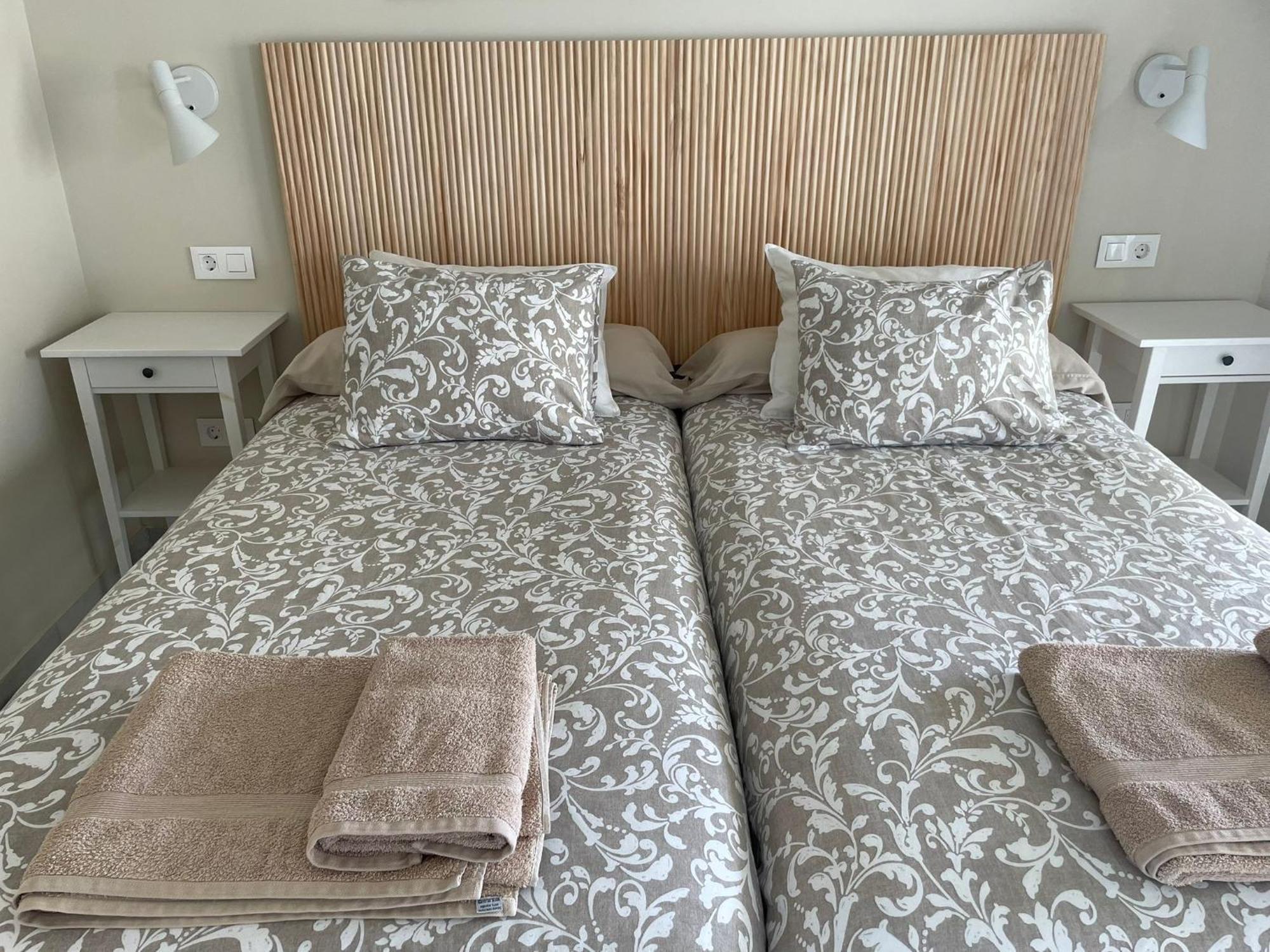 Apartamento En Primera Linea/Beachfront Apartment Fuengirola Bagian luar foto